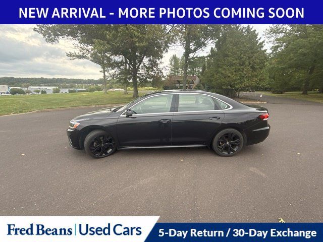 Used 2021 Volkswagen Passat 2.0T SE FWD image 5