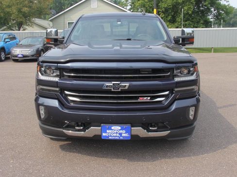 Used 2018 Chevrolet Silverado 1500 LTZ Z71 w/ Centennial Edition image 10