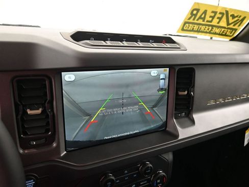 New 2026 Ford Bronco Badlands AWD/4WD image 32