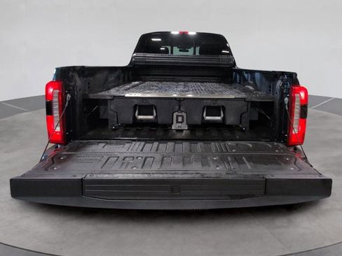 Used 2025 Ford F250 Lariat w/ Lariat Ultimate Package image 18