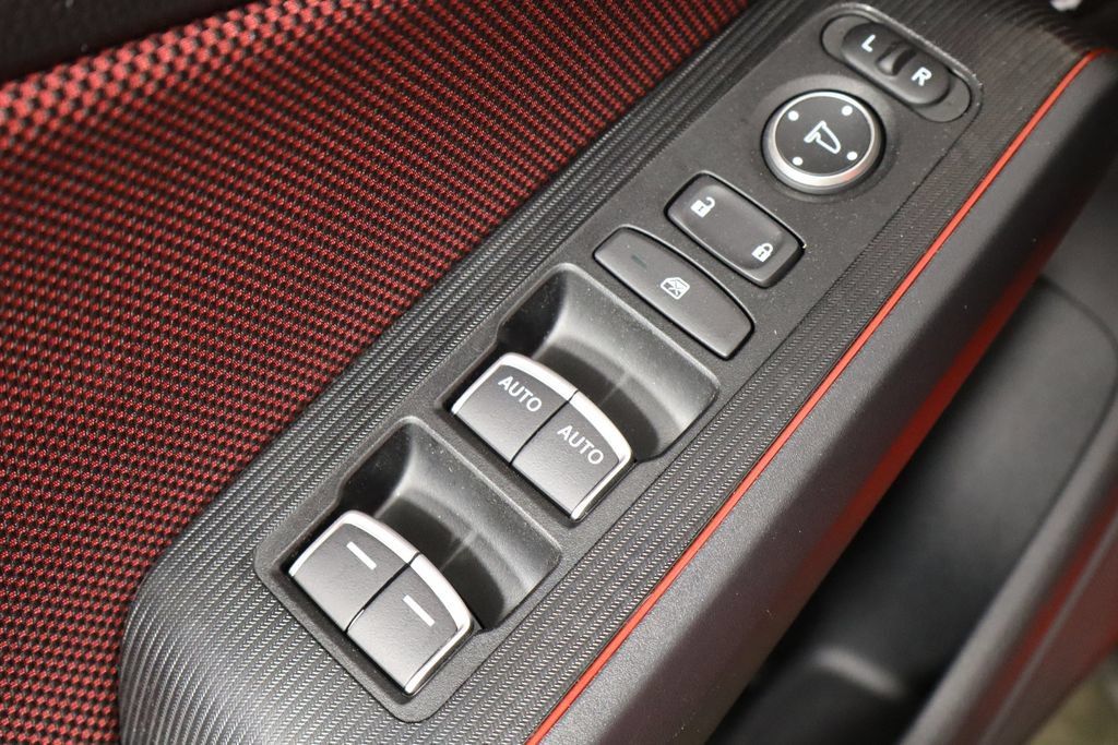 Used 2022 Honda Civic Si image 14