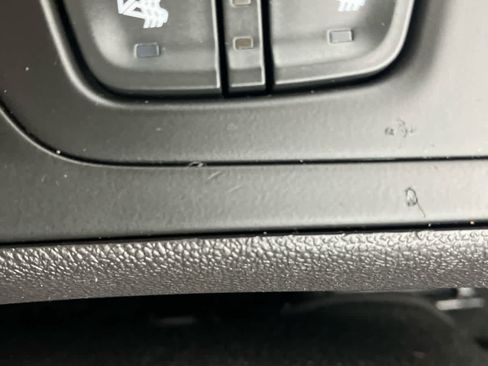 Used 2022 GMC Terrain SLE w/ Driver Convenience Package image 32