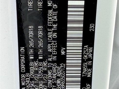 Certified 2025 Toyota 4Runner TRD Off-Road Premium image 37