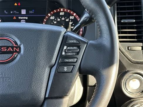 Used 2023 Nissan Titan PRO-4X w/ Pro-4x Convenience Package image 10