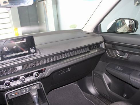 Used 2023 Honda CR-V EX image 23