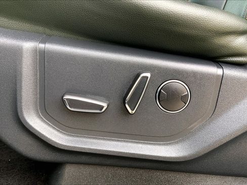 Used 2022 Ford Expedition Timberline image 33