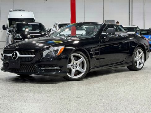Used 2014 Mercedes-Benz SL 550 w/ Sport Wheel Package image 2