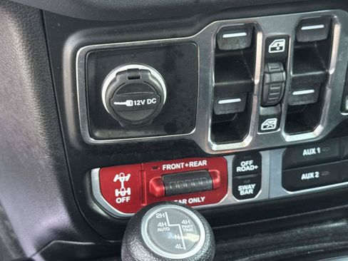 Certified 2024 Jeep Wrangler Unlimited Rubicon 4xe w/ Safety Group AWD/4WD image 33