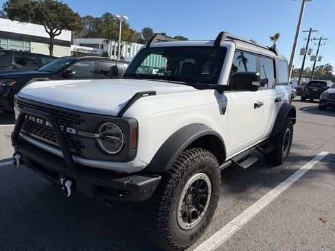 Used 2023 Ford Bronco Badlands w/ Sasquatch Package image 8