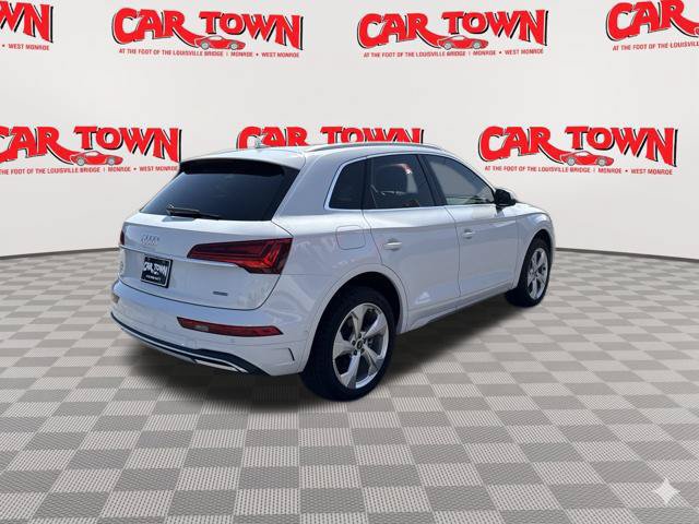 Used 2021 Audi Q5 Prestige w/ Prestige Package AWD/4WD image 3