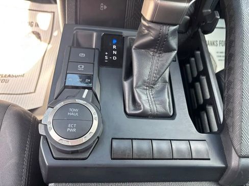 Used 2024 Toyota Tacoma SR5 image 18