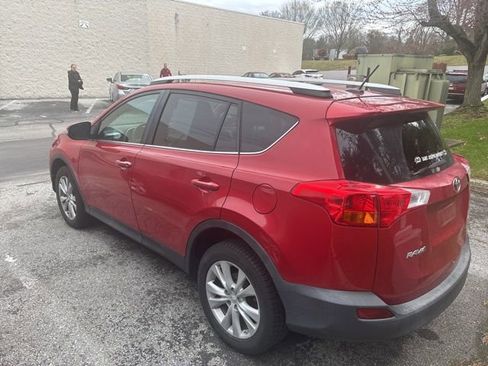 Used 2015 Toyota RAV4 Limited image 3