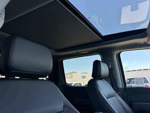 New 2026 Ford F250 Lariat w/ Black Appearance Package AWD/4WD image 15