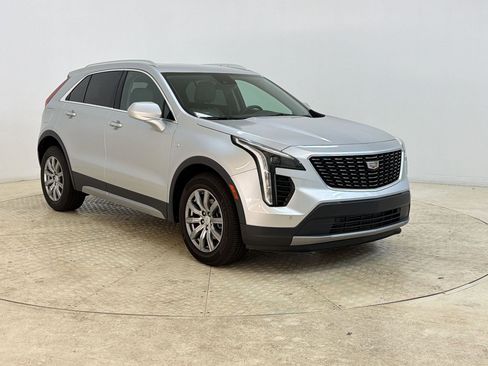 Used 2020 Cadillac XT4 Premium Luxury FWD image 7
