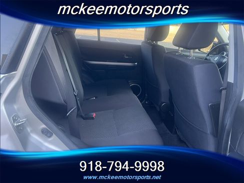 Used 2012 Suzuki Grand Vitara 2WD image 6