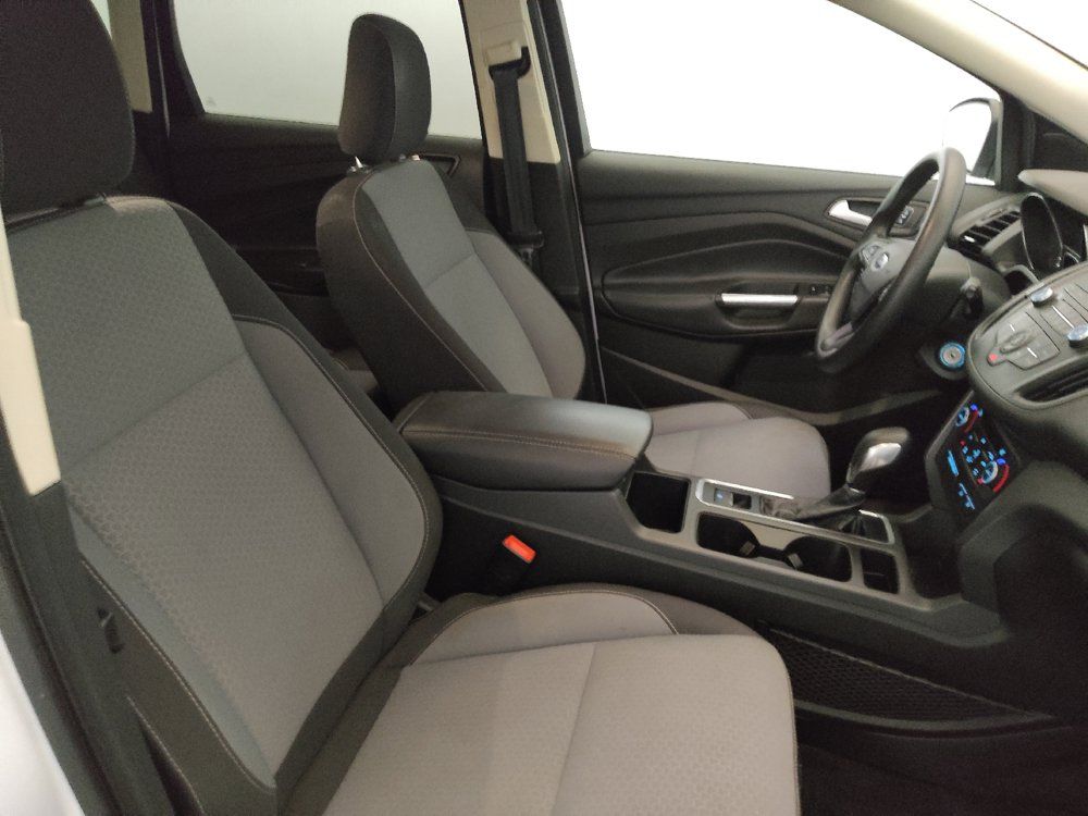 Used 2018 Ford Escape SE w/ Ford Safe & Smart Package AWD/4WD image 21