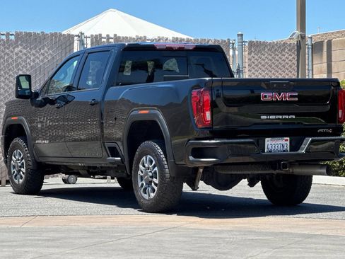 Certified 2022 GMC Sierra 2500 AT4 w/ AT4 Preferred Package AWD/4WD image 6