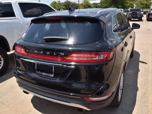 Used 2019 Lincoln MKC Premiere FWD image 7