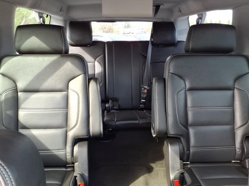Used 2018 GMC Yukon XL Denali w/ Denali Ultimate Package AWD/4WD image 6