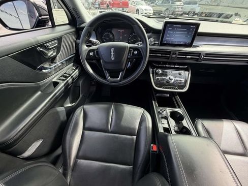Used 2022 Lincoln Corsair AWD w/ Equipment Group 101A image 11
