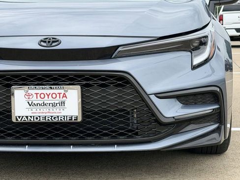 Used 2025 Toyota Corolla SE FWD image 9