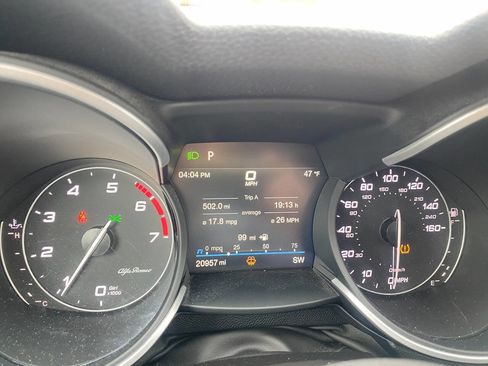 Used 2021 Alfa Romeo Stelvio Ti image 24