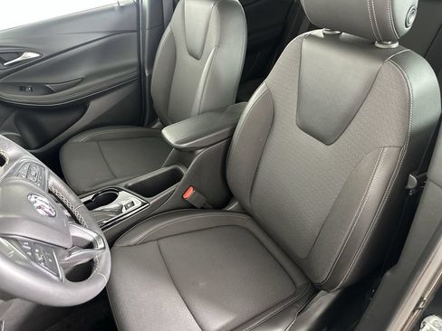 Used 2023 Buick Encore GX Select w/ Sport Touring Package FWD image 22