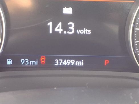 Certified 2022 Buick Envision Essence w/ Safety Package image 11