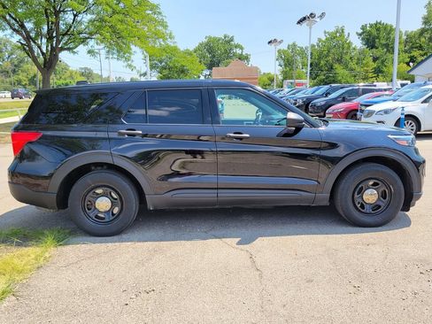 Used 2021 Ford Explorer 4WD Police Interceptor w/ Interior Upgrade Package image 3