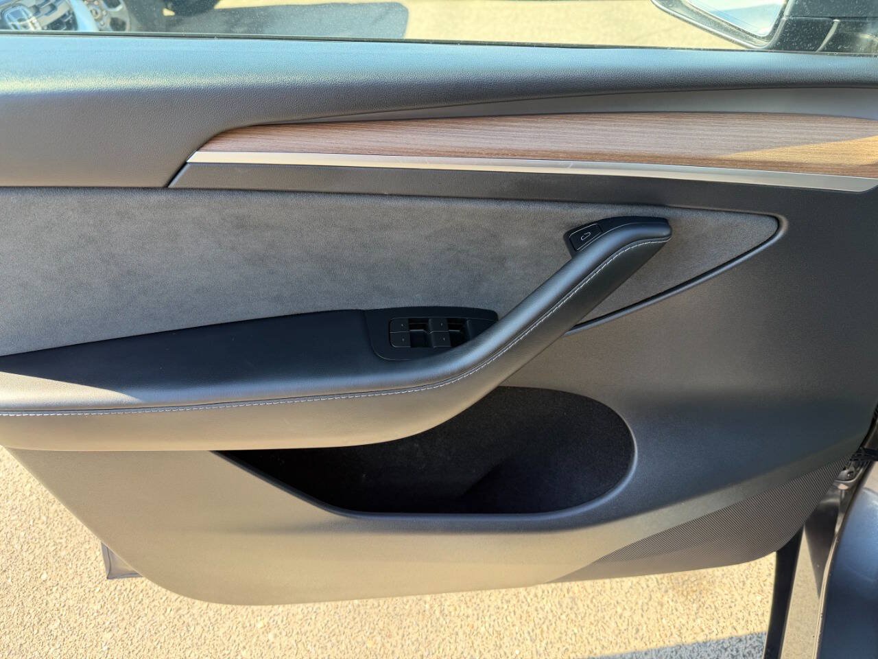 Used 2023 Tesla Model Y Performance AWD/4WD image 14