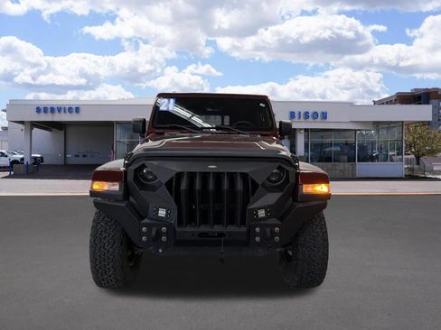 Used 2021 Jeep Gladiator Sport AWD/4WD image 8