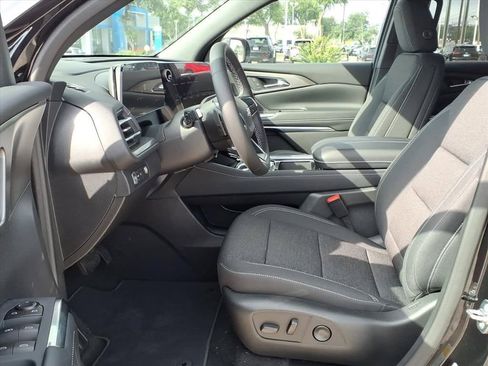New 2026 Chevrolet Traverse LT w/ Driver Confidence Package FWD image 16
