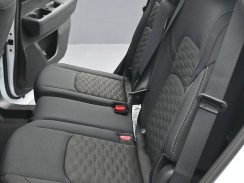 New 2026 Nissan Pathfinder SV AWD/4WD image 19