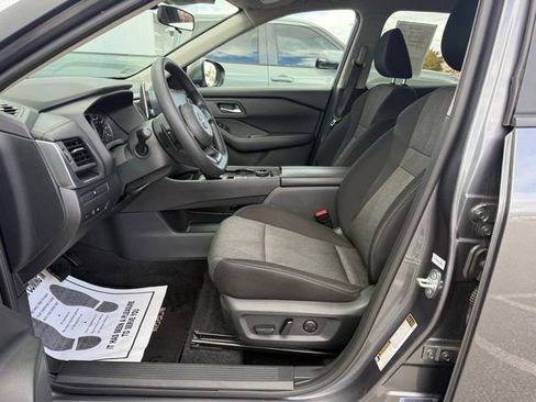 Certified 2024 Nissan Rogue SV image 17