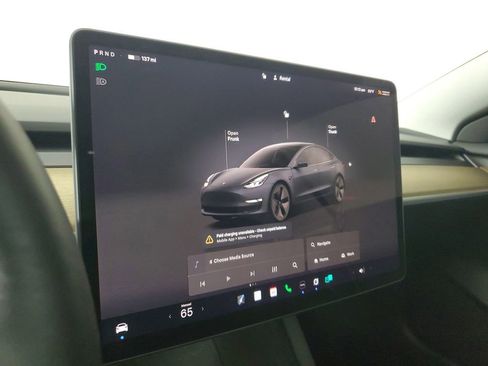 Used 2023 Tesla Model 3 Standard Range image 26