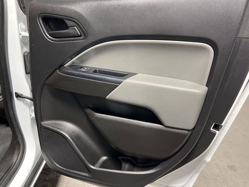 Used 2021 Chevrolet Colorado W/T w/ Custom Special Edition image 13