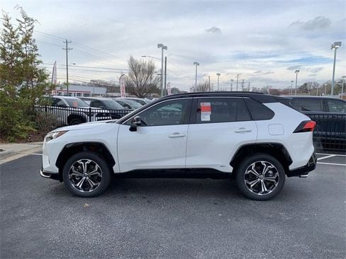 New 2025 Toyota RAV4 XSE image 5