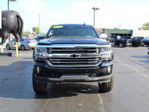 Used 2017 Chevrolet Silverado 1500 High Country AWD/4WD image 2