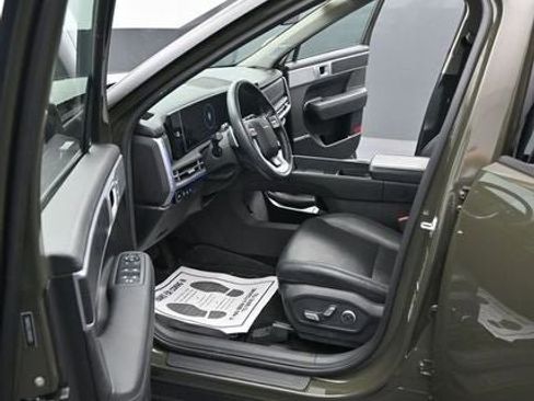Used 2024 Hyundai Santa Fe Limited AWD/4WD image 16