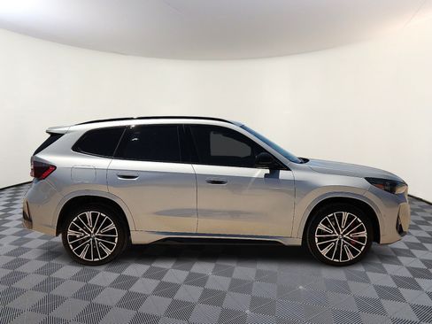 Used 2024 BMW X1 xDrive28i w/ M Sport Package AWD/4WD image 5