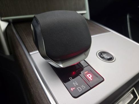 New 2025 Land Rover Range Rover SE AWD/4WD image 15