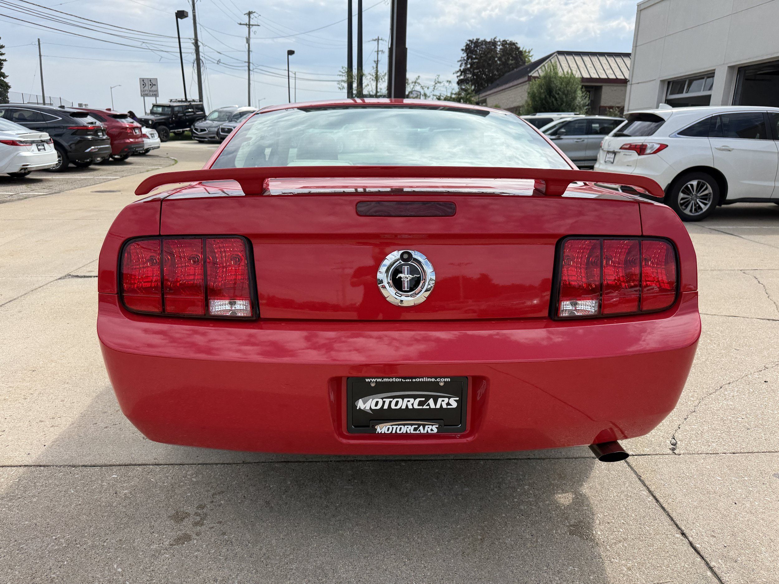 Used 2005 Ford Mustang Premium RWD image 4