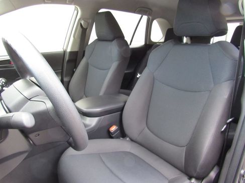 Certified 2025 Toyota RAV4 LE AWD/4WD image 12