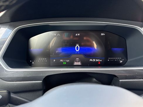 Used 2024 Volkswagen Tiguan SE image 15