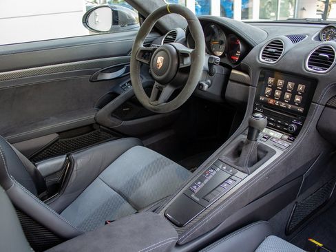 Used 2024 Porsche 718 Cayman GT4 RS w/ Weissach Package image 13