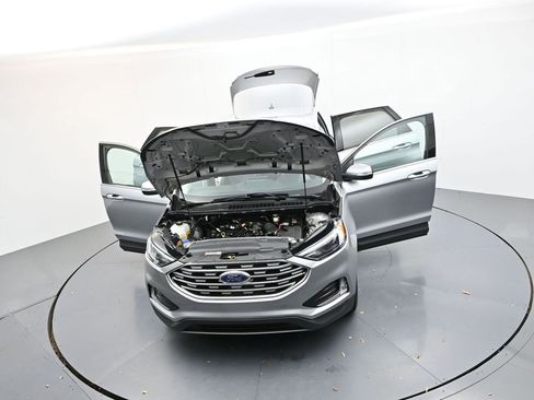 Used 2024 Ford Edge Titanium image 33