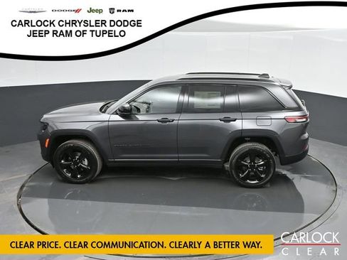 New 2025 Jeep Grand Cherokee Altitude image 65