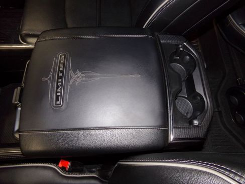 Used 2024 RAM 2500 Limited image 24