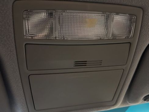 Used 2011 Toyota Camry LE image 25