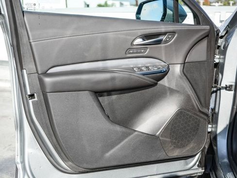 Used 2024 Cadillac XT4 Premium Luxury image 22